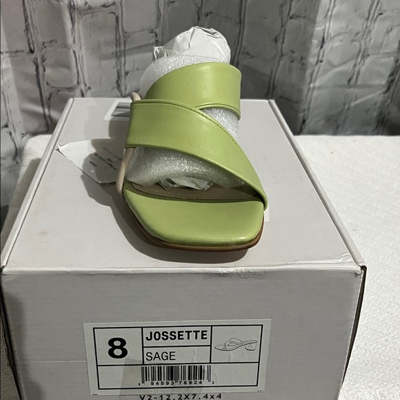 Josette Light Green Block Heel Sandals - Picture 3 of 3